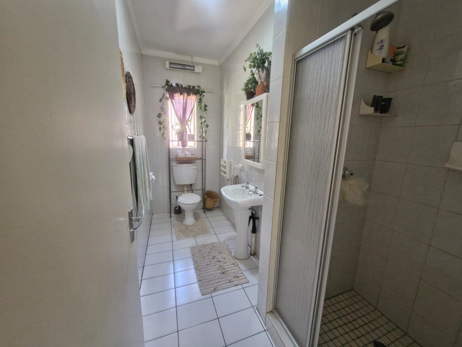 3 Bedroom Property for Sale in Rhodesdene Northern Cape